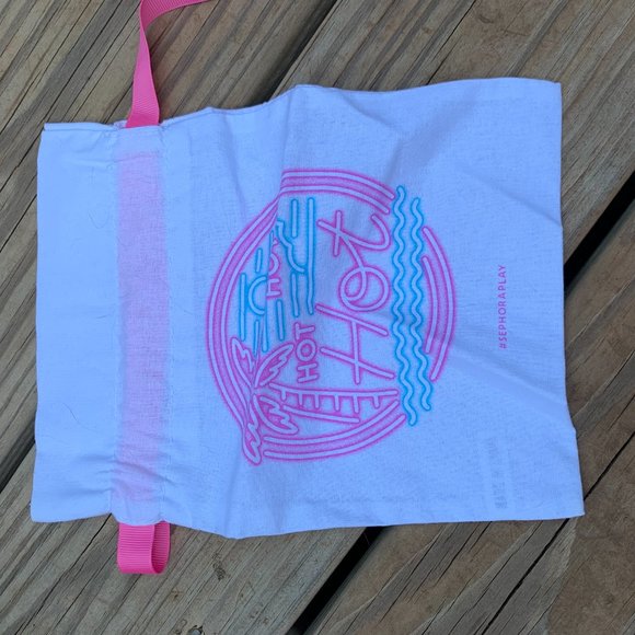 Sephora Play drawstring Makeup Bags - Picture 3 of 11